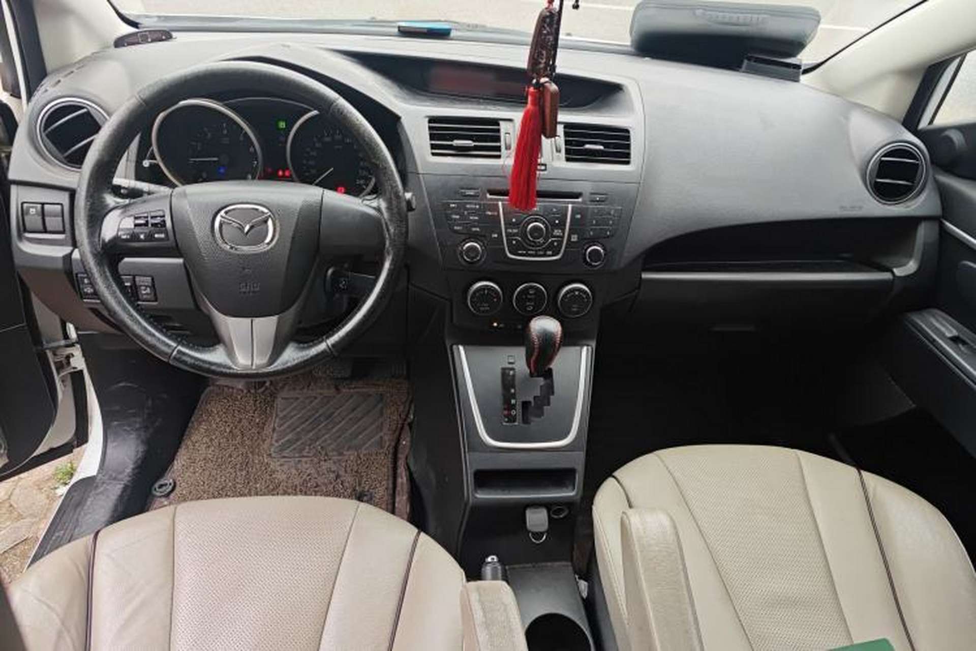 Used Mazda 5 2013 2.0L Automatic Luxury Edition Center Console