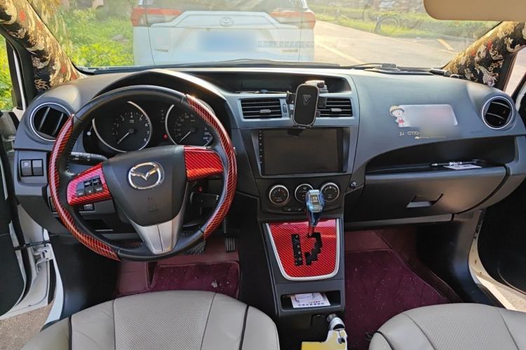 Used Mazda 5 2013 2.0L Automatic Luxury Edition Center Console