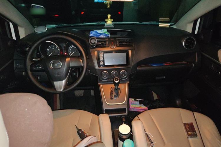 Used Mazda 5 2013 2.0L Automatic Luxury Edition Center Console