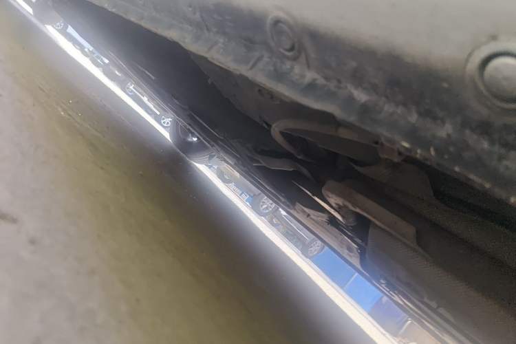 Used Mazda 5 2013 2.0L Automatic Comfort Edition Chassis Rear Left
