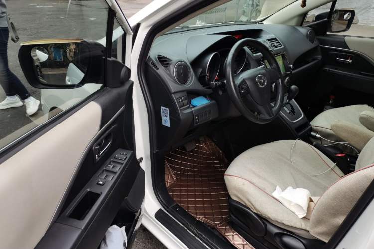 Used Mazda 5 2013 2.0L Automatic Comfort Edition Driver Seat