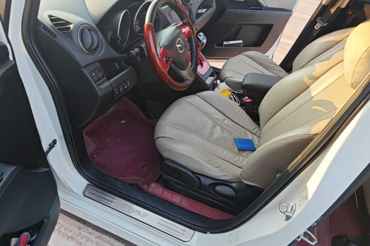 Used Mazda 5 2013 2.0L Automatic Luxury Edition Driver Seat