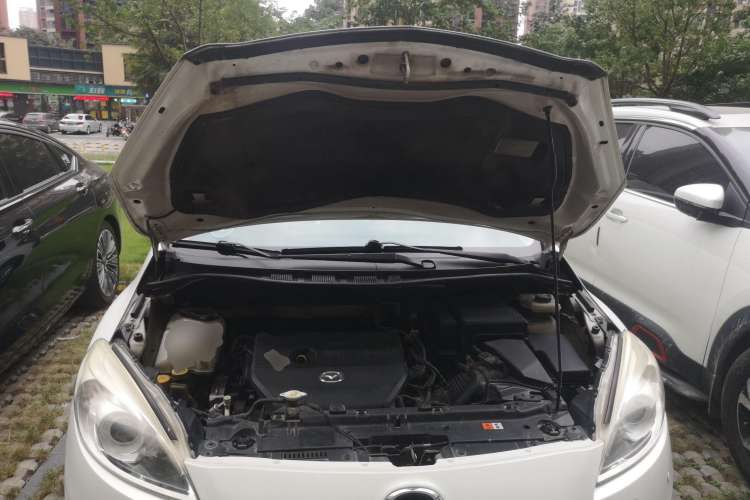 Used Mazda 5 2013 2.0L Automatic Comfort Edition Engine Bay