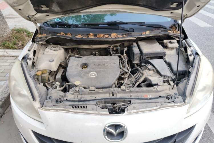 Used Mazda 5 2013 2.0L Automatic Comfort Edition Engine Bay