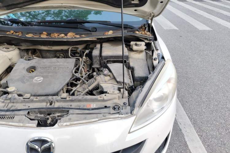 Used Mazda 5 2013 2.0L Automatic Comfort Edition Engine Bay Left