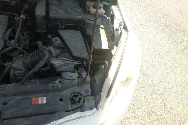 Used Mazda 5 2013 2.0L Automatic Comfort Edition Engine Bay Left