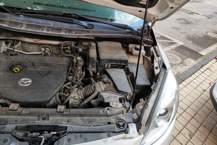 Used Mazda 5 2013 2.0L Automatic Luxury Edition Engine Bay Left