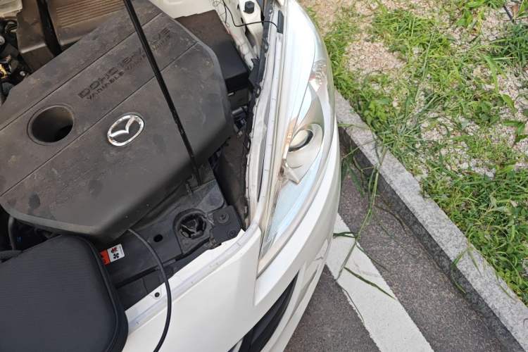 Used Mazda 5 2013 2.0L Automatic Luxury Edition Engine Bay Left