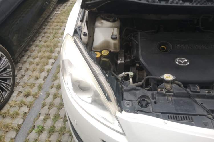 Used Mazda 5 2013 2.0L Automatic Comfort Edition Engine Bay Right