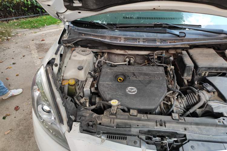 Used Mazda 5 2013 2.0L Automatic Luxury Edition Engine Bay Right