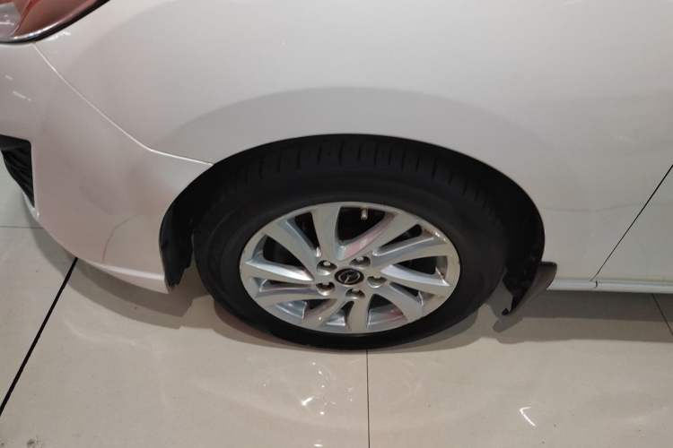Used Mazda 5 2013 2.0L Manual Comfort Version Exterior 7