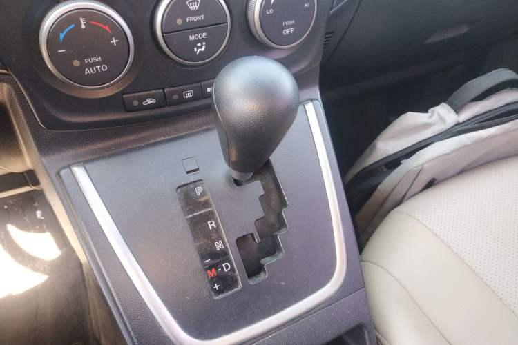 Used Mazda 5 2013 2.0L Automatic Comfort Edition Gear Lever