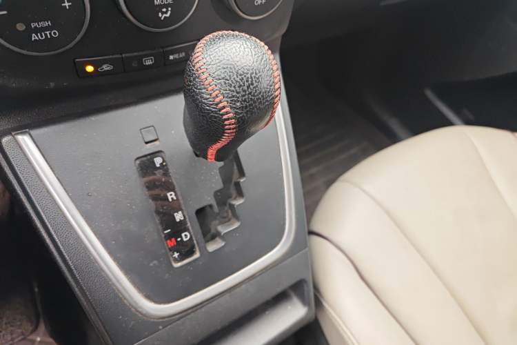 Used Mazda 5 2013 2.0L Automatic Luxury Edition Gear Lever