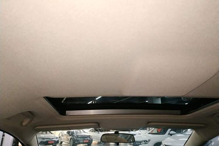 Used Mazda 5 2013 2.0L Automatic Comfort Edition Headliner