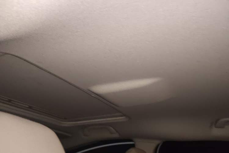 Used Mazda 5 2013 2.0L Automatic Luxury Edition Headliner