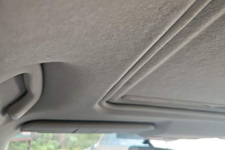 Used Mazda 5 2013 2.0L Automatic Luxury Edition Headliner
