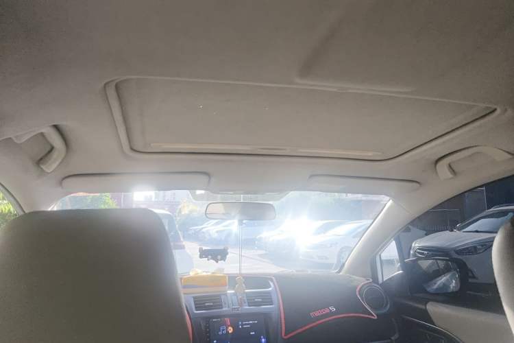 Used Mazda 5 2013 2.0L Automatic Comfort Edition Headliner