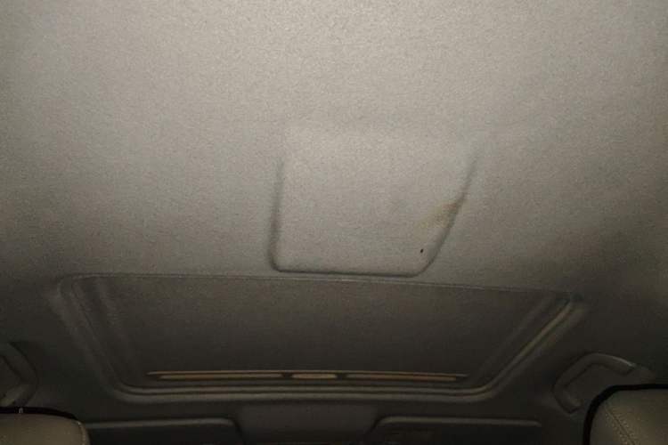 Used Mazda 5 2013 2.0L Automatic Luxury Edition Headliner