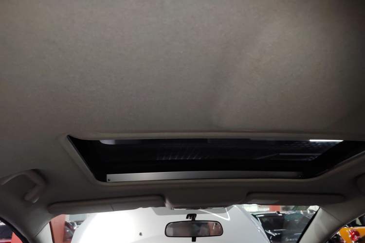 Used Mazda 5 2013 2.0L Manual Comfort Version Headliner