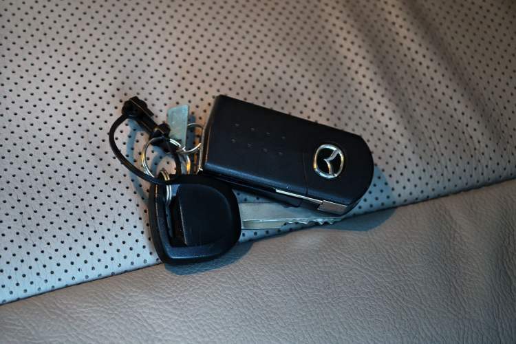 Used Mazda 5 2013 2.0L Automatic Luxury Edition Interior 1