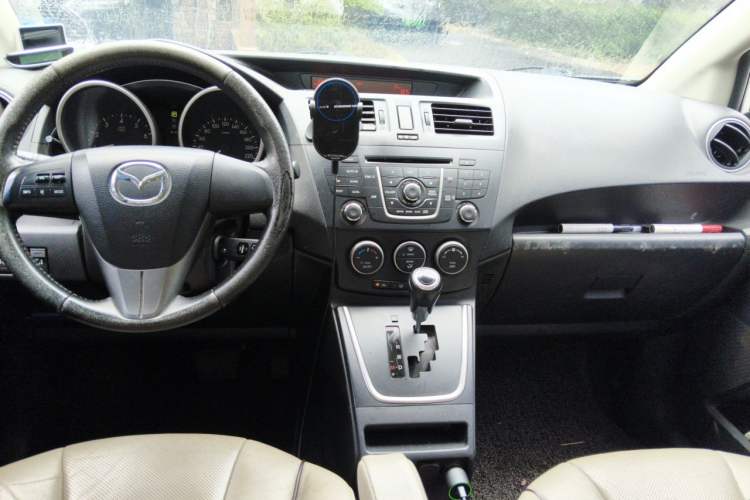 Used Mazda 5 2013 2.0L Automatic Luxury Edition Interior 2