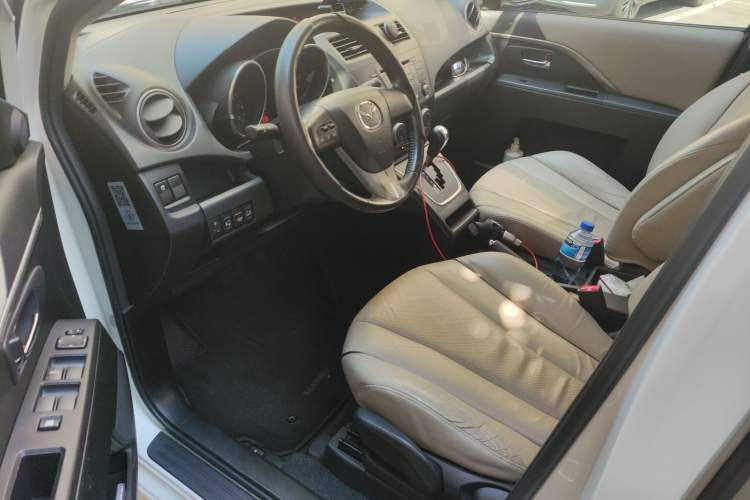 Used Mazda 5 2013 2.0L Automatic Luxury Edition Interior 3