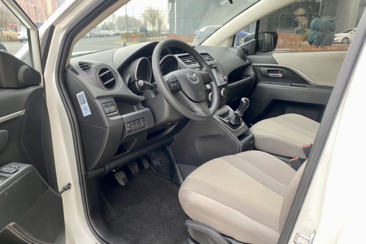 Used Mazda 5 2013 2.0L Manual Comfort Version Interior 4