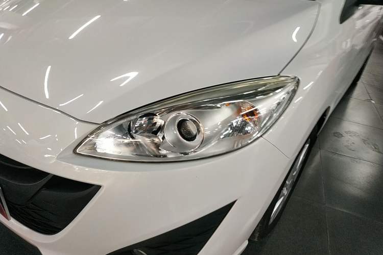 Used Mazda 5 2013 2.0L Automatic Comfort Edition Left Front Headlight