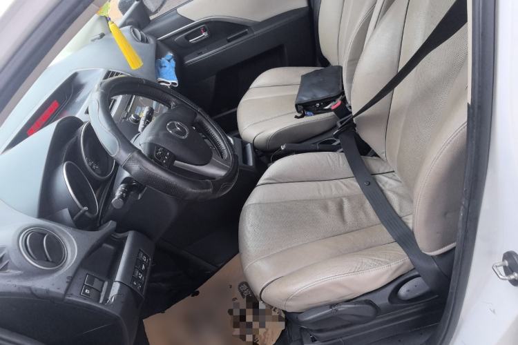 Used Mazda 5 2013 2.0L Automatic Luxury Edition Left Front Seat
