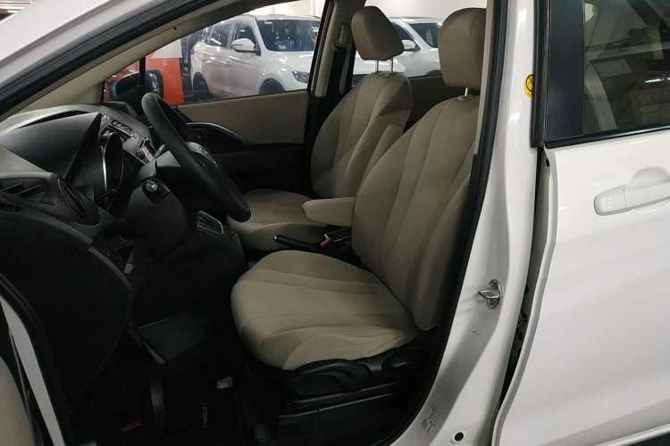Used Mazda 5 2013 2.0L Automatic Comfort Edition Left Front Seat