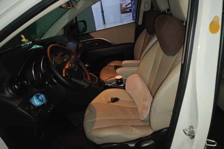 Used Mazda 5 2013 2.0L Automatic Luxury Edition Left Front Seat