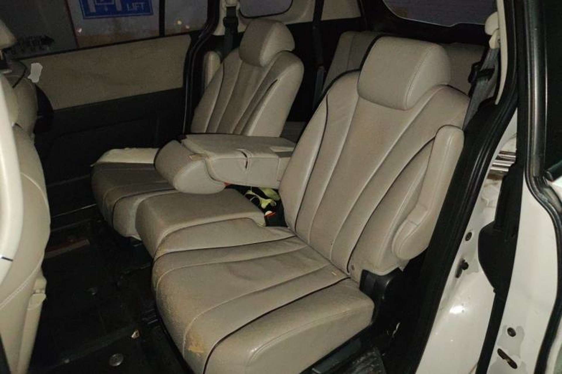 Used Mazda 5 2013 2.0L Automatic Luxury Edition Left Rear Seat