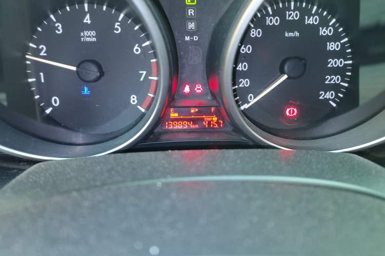 Used Mazda 5 2013 2.0L Automatic Comfort Edition Odometer Close Up