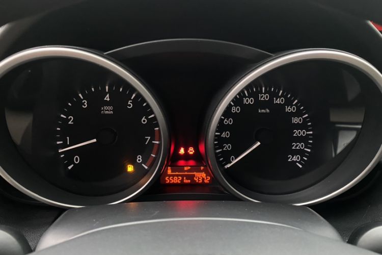 Used Mazda 5 2013 2.0L Manual Comfort Version Odometer Close Up