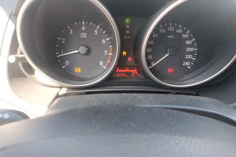 Used Mazda 5 2013 2.0L Automatic Comfort Edition Odometer Close Up