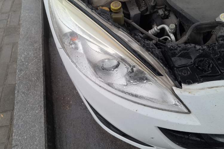 Used Mazda 5 2013 2.0L Automatic Luxury Edition Right Front Headlight