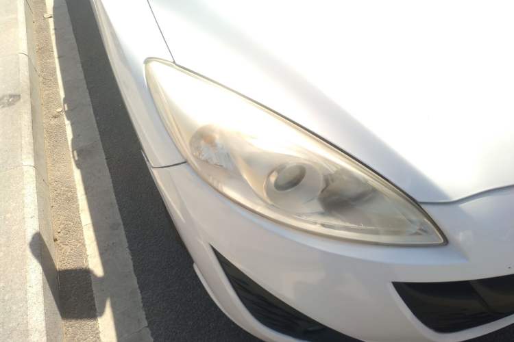 Used Mazda 5 2013 2.0L Automatic Comfort Edition Right Front Headlight