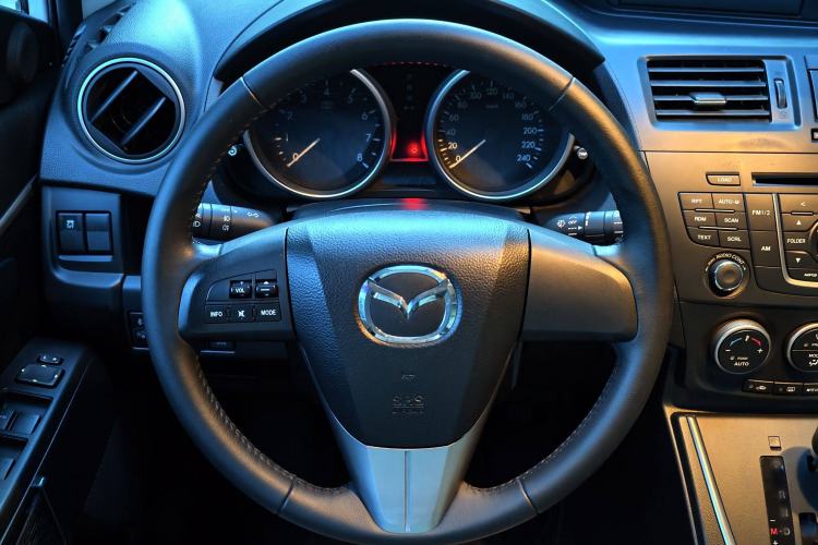 Used Mazda 5 2013 2.0L Automatic Luxury Edition Steering Wheel