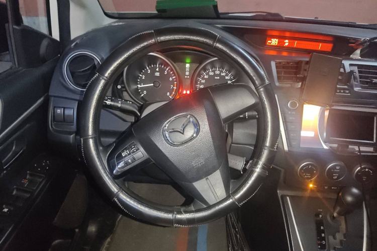 Used Mazda 5 2013 2.0L Automatic Comfort Edition Steering Wheel