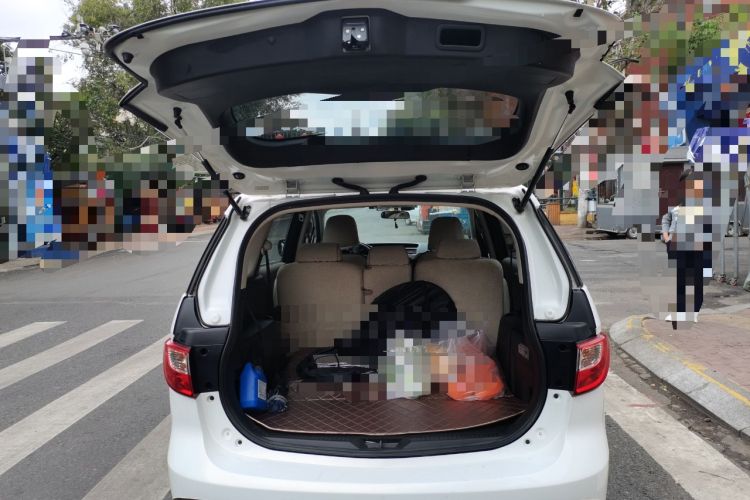 Used Mazda 5 2013 2.0L Automatic Comfort Edition Trunk