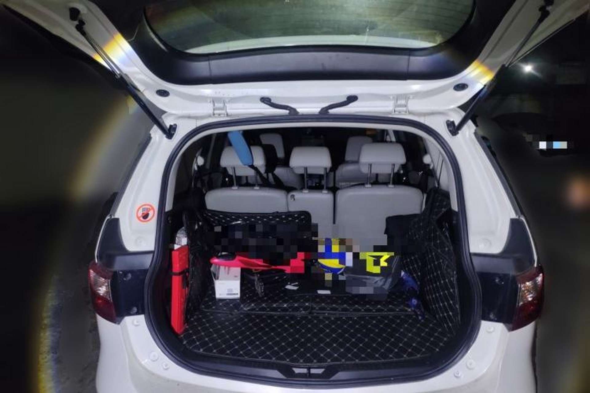 Used Mazda 5 2013 2.0L Automatic Luxury Edition Trunk
