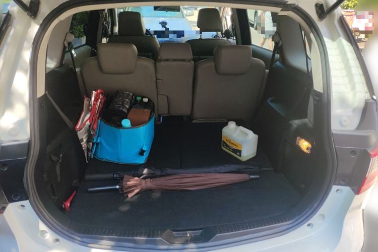 Used Mazda 5 2013 2.0L Automatic Luxury Edition Trunk