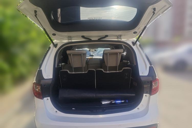 Used Mazda 5 2013 2.0L Automatic Comfort Edition Trunk