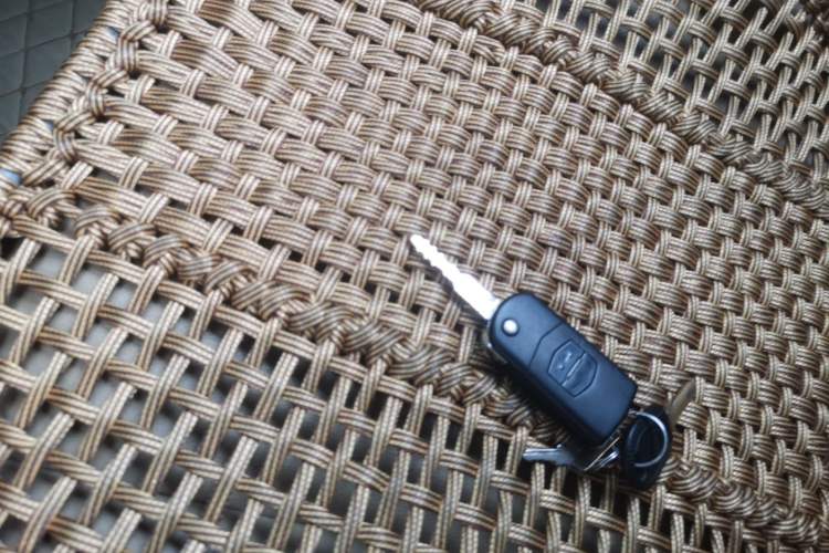 Used Mazda 5 2013 2.0L Automatic Comfort Edition Vehicle Key