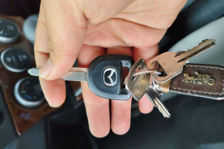 Used Mazda 5 2013 2.0L Automatic Comfort Edition Vehicle Key