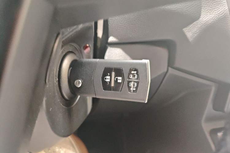 Used Mazda 5 2013 2.0L Automatic Luxury Edition Vehicle Key