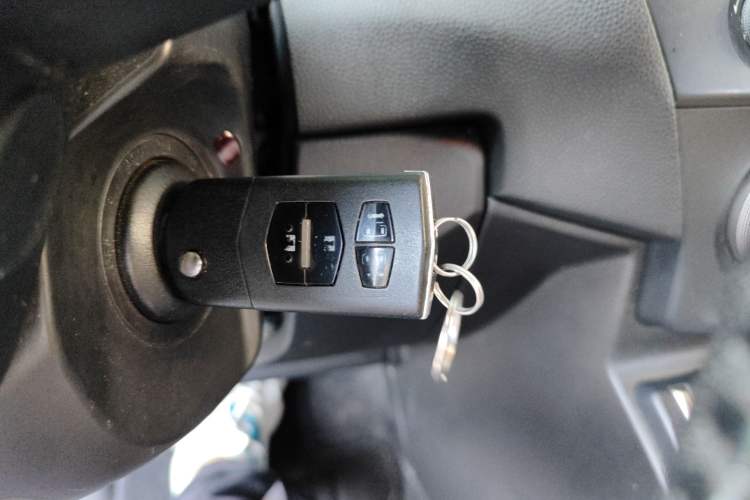 Used Mazda 5 2013 2.0L Automatic Luxury Edition Vehicle Key