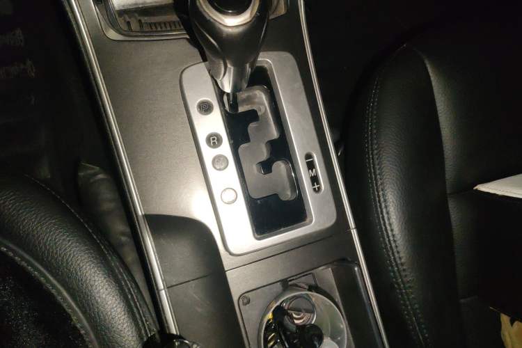 Used Mazda 6 2015 2.0L Automatic Fashion Edition Gear Lever