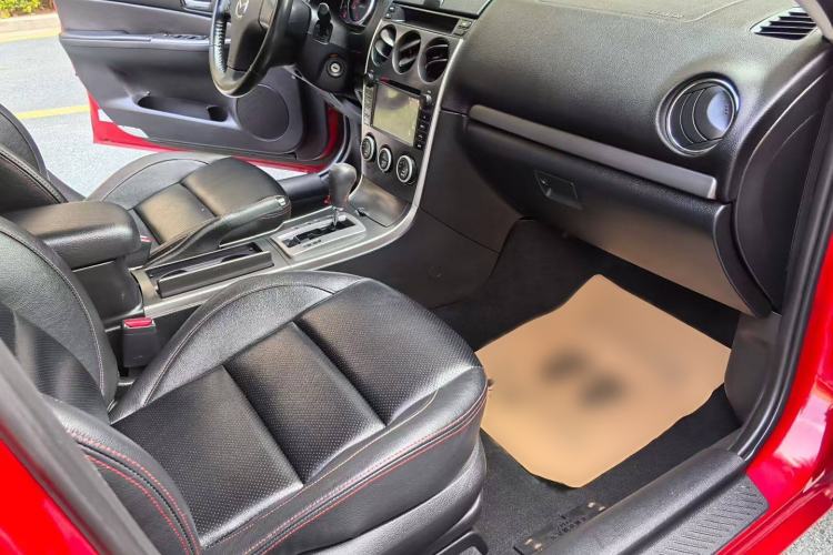 Used Mazda 6 2013 2.0L Automatic Fashion Edition Interior 5