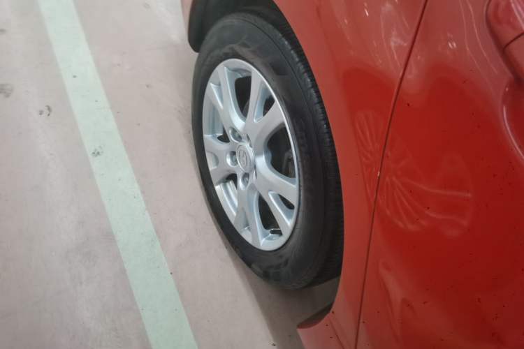 Used Mazda 6 2012 Coupe 2.0L Automatic Elite Edition Right Rear Wheel Hub